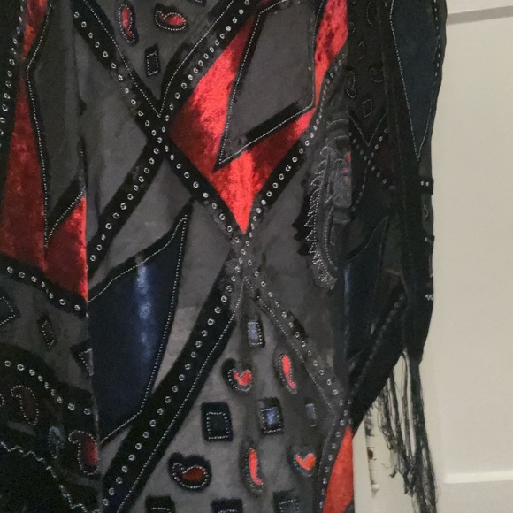 Scarf in velvet and sheer black rayon. Red and navy velvet. Tassel ends. 63x20” - Picture 5 of 8